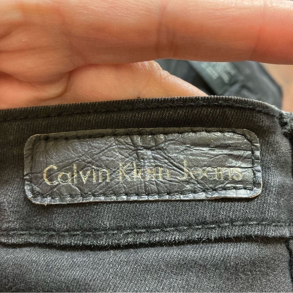 CALVIN KLEIN Ultimate Skinny Jeans black Stretch denim size 28/8 GUC - Picture 4 of 12